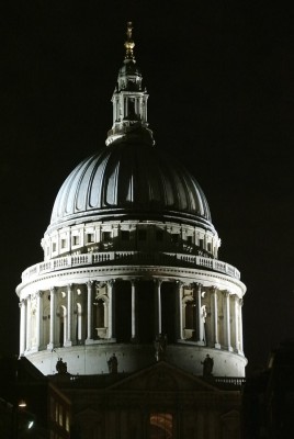 St. Pauls Nikon1 F4 BZ 60 BW41.JPG
