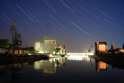 Startrails BS Hafen 25.7.jpg