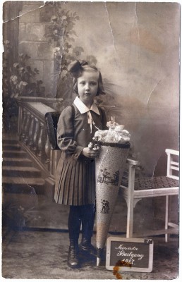 Schulanfang1927.jpg