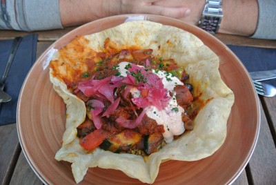 Nikon1 F3.5 ISO640 BZ60 BW10.JPG